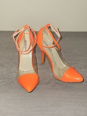 Bertinni Orange Pointed Toe Ankle Strap Pumps Sz 7.5